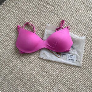 Skims Push-Up Plunge Bra